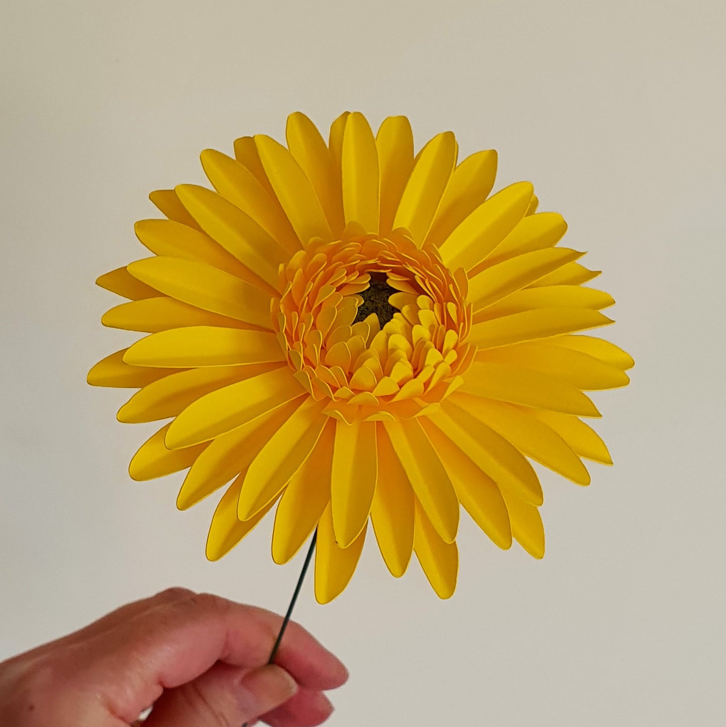 Gerbera Daisy - Handmade Paper Flower
