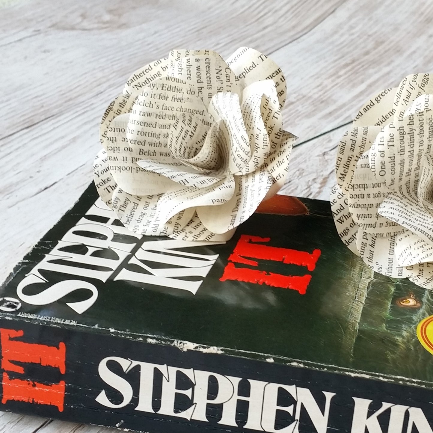 Stephen King IT Book Paper Flowers