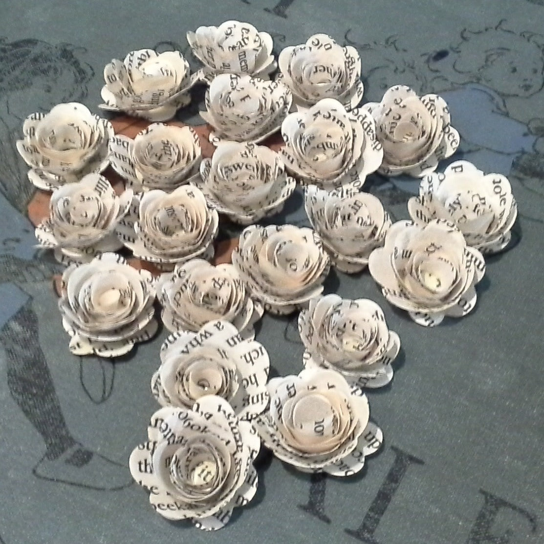 Book Paper Flowers, Loose Flowers, Rolled Roses x 25