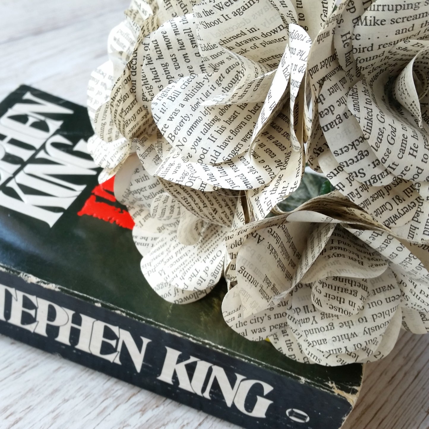 Stephen King IT Book Paper Flowers