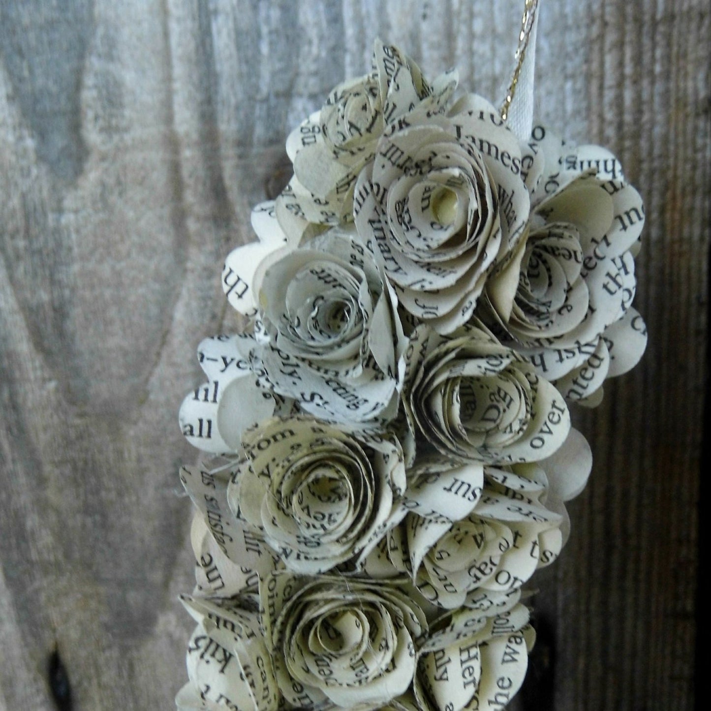 Lucky Horseshoe Paper Flower Wreath - Wedding Decor, Home Decor or Gift